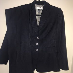 Tahari Dress Pant Suit